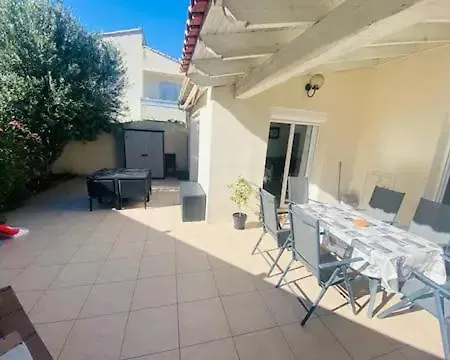 Magnifique Avec De Nage * La Grande Motte