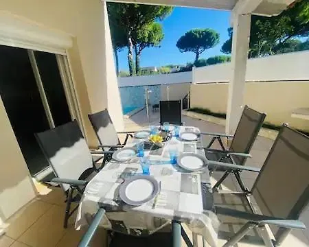 Magnifique Avec De Nage Villa